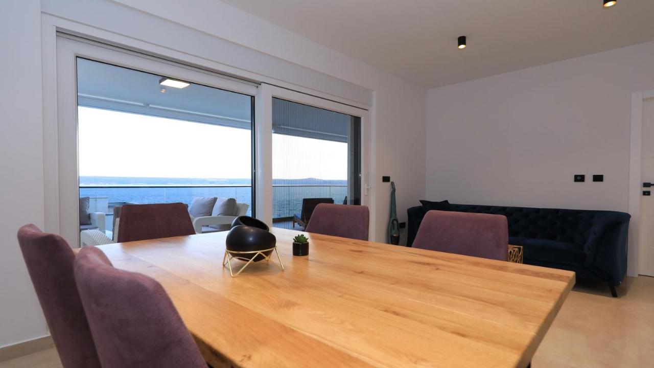 Adastra Apartments Maslenica Eksteriør bilde