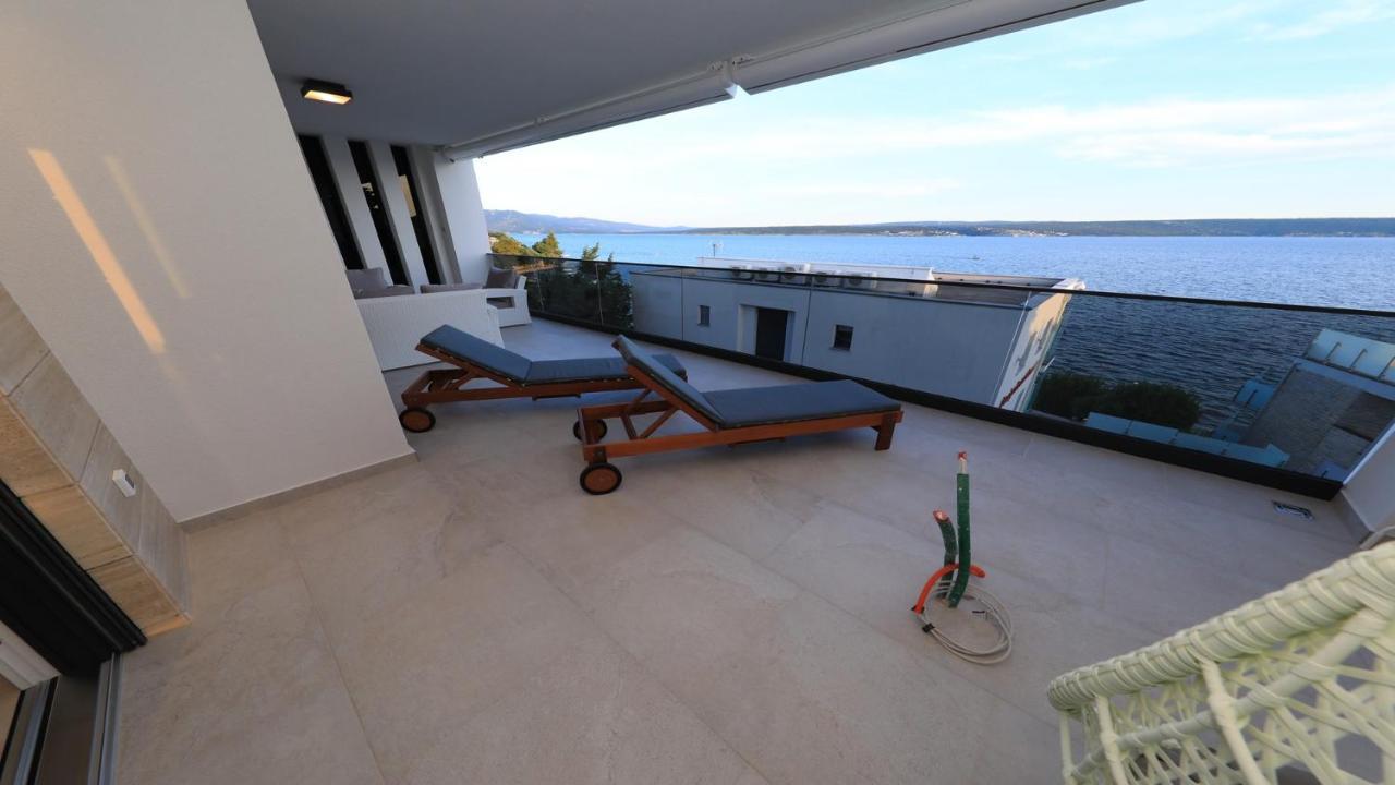 Adastra Apartments Maslenica Eksteriør bilde